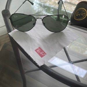 Ray Ban Aviator Sunglasses